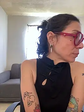Snapshot of JeanneDuval8888 chatting on April 7, 2026, 10:20 pm JeanneDuval8888 online show from April 7, 2026, 10:20 pm