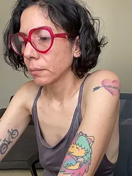 Snapshot of JeanneDuval8888 chatting on May 14, 2026, 9:54 pm JeanneDuval8888 online show from May 14, 2026, 9:54 pm