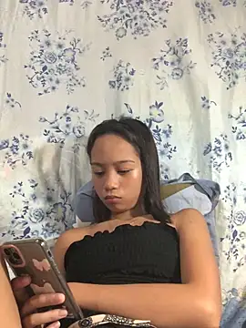 Asianpinay Skinny1818 online show from June 10, 2026, 9:52 am