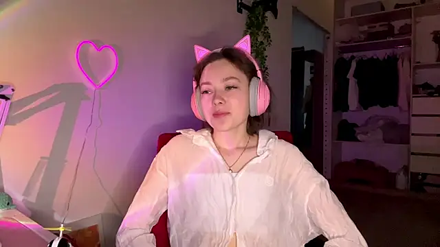 SlunkRear online show from February 19, 2026, 10:06 pm