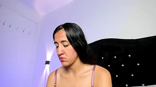 gisell antonella online show from May 7, 2026, 12:54 pm