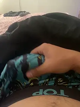 tuloncitoylk online show from February 11, 2026, 11:48 am