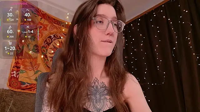 Snapshot of lolami_ chatting on February 21, 2026, 5:30 am lolami online show from February 21, 2026, 5:30 am