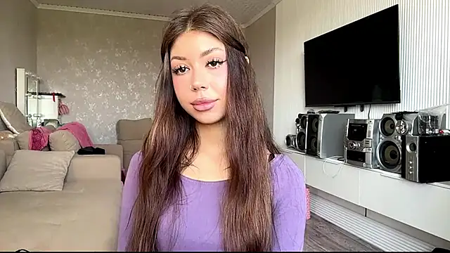 Snapshot of You_Club_Winx chatting on May 8, 2026, 7:25 am You Club Winx online show from May 8, 2026, 7:25 am