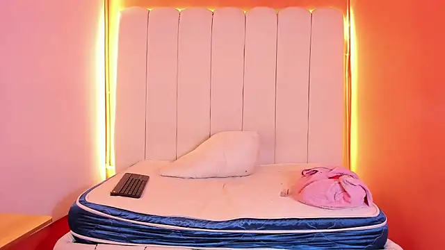 NaughtyVibes OS online show from February 10, 2026, 1:48 pm