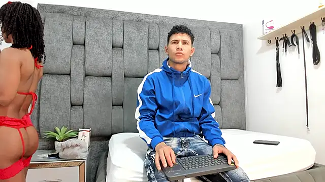 NaughtyVibes OS online show from June 11, 2026, 2:22 am