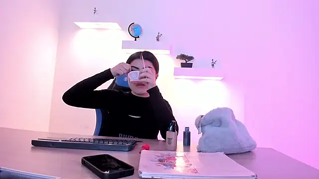 SamanthaVelvettAss online show from March 27, 2026, 1:00 pm