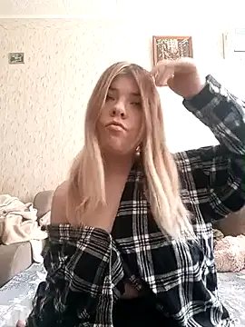 EvaTallor online show from February 24, 2026, 7:17 am