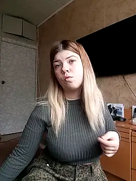 EvaTallor online show from March 16, 2026, 10:19 am