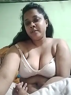 Dasigirl9733 online show from February 10, 2026, 6:12 pm