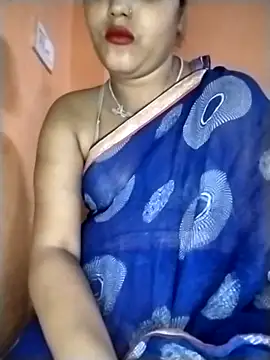 Nency Love143 online show from April 18, 2026, 5:39 pm