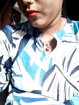 Nency Love143 online show from April 21, 2026, 10:10 am