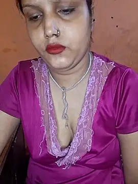 Nency Love143 online show from June 5, 2026, 8:58 pm