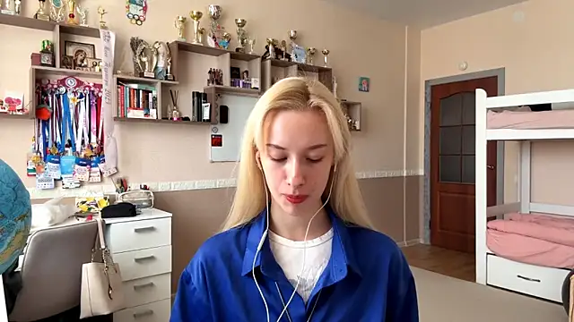 JazzingDeck online show from February 12, 2026, 7:14 am