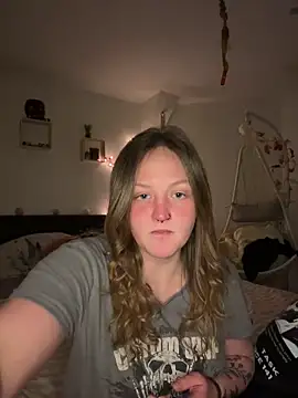 Maryjane-Spidermann online show from March 24, 2026, 9:31 pm