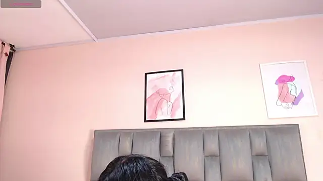 ailyn-10 online show from February 10, 2026, 11:20 pm