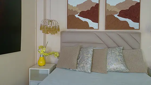 Hana Stone online show from March 22, 2026, 9:07 pm