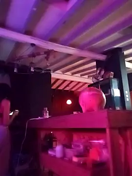 Kitty House2 online show from February 13, 2026, 4:30 am