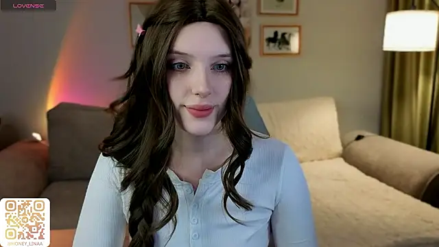 Snapshot of honey_kors chatting on March 21, 2026, 5:38 pm honey kors online show from March 21, 2026, 5:38 pm