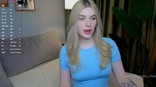 Snapshot of honey_kors chatting on May 16, 2026, 8:07 pm honey kors online show from May 16, 2026, 8:07 pm