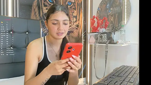 Snapshot of _ArianaToroo chatting on March 26, 2026, 3:39 pm ArianaToroo online show from March 26, 2026, 3:39 pm