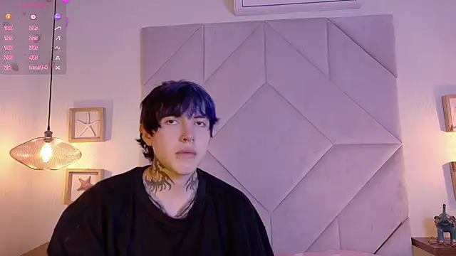 Sateh and Hikary online show from March 23, 2026, 8:24 pm