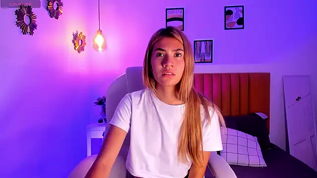 Chris Velvett online show from April 16, 2026, 4:52 pm