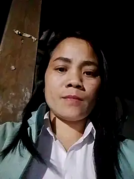 molly-xx online show from February 12, 2026, 10:43 am