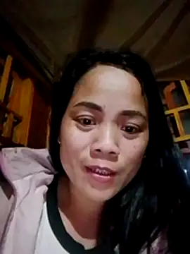 molly-xx online show from February 19, 2026, 10:33 am