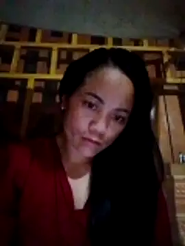 molly-xx online show from May 6, 2026, 6:46 pm