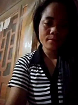molly-xx online show from June 15, 2026, 7:27 pm