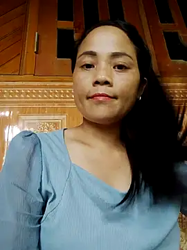 molly-xx online show from June 20, 2026, 5:54 am