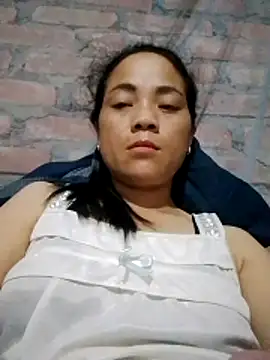molly-xx online show from June 22, 2026, 6:49 pm