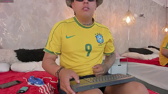 benitoandkendall online show from February 12, 2026, 10:10 am