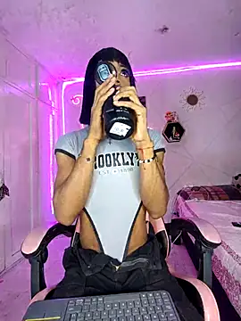 Violeta R  online show from March 23, 2026, 5:44 am