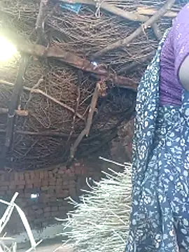 Snapshot of Anjli_hote chatting on March 31, 2026, 6:58 am Anjli hote online show from March 31, 2026, 6:58 am