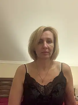 VeltaMur975 online show from February 20, 2026, 7:47 pm