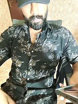 Snapshot of MalluMangos143 chatting on March 3, 2026, 6:08 am MalluMangos143 online show from March 3, 2026, 6:08 am