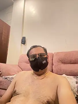 maleattention online show from April 19, 2026, 4:28 pm