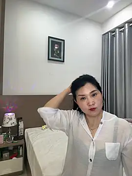 jiejie8888 online show from February 14, 2026, 1:08 pm
