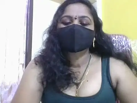 Snapshot of anu-reddyy chatting on April 19, 2026, 4:34 am anu-reddyy online show from April 19, 2026, 4:34 am