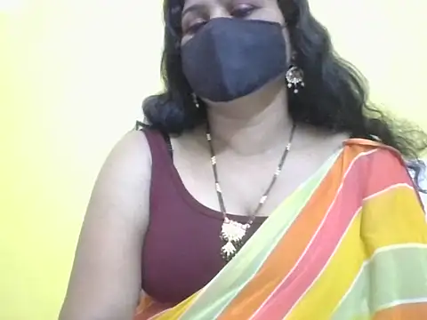 Snapshot of anu-reddyy chatting on April 27, 2026, 5:05 am anu-reddyy online show from April 27, 2026, 5:05 am