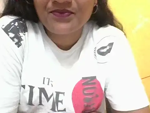Snapshot of anu-reddyy chatting on May 21, 2026, 10:44 am anu-reddyy online show from May 21, 2026, 10:44 am