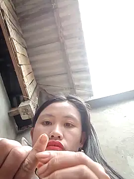 adelexx-cute online show from February 15, 2026, 1:24 am