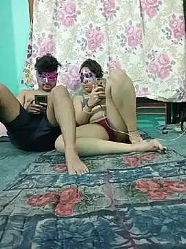 Desiyoungcouple15 online show from March 16, 2026, 1:04 pm