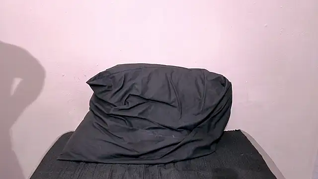 Amber Rose06 online show from May 4, 2026, 8:43 am