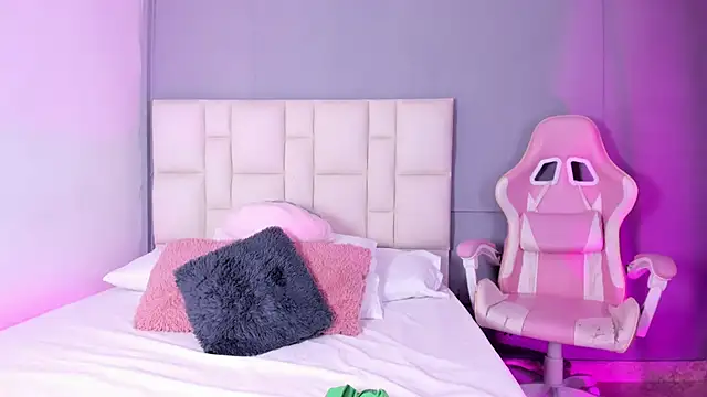 Zaphiro  Sky online show from March 18, 2026, 9:56 am