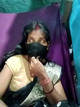 Snapshot of Desi_Couple_P chatting on February 20, 2026, 4:07 pm Desi Couple P online show from February 20, 2026, 4:07 pm