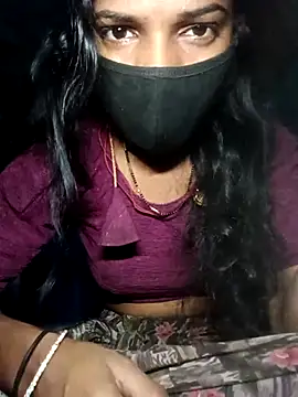 Snapshot of Desi_Couple_P chatting on March 11, 2026, 2:39 am Desi Couple P online show from March 11, 2026, 2:39 am