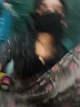 Snapshot of Desi_Couple_P chatting on March 13, 2026, 12:23 pm Desi Couple P online show from March 13, 2026, 12:23 pm